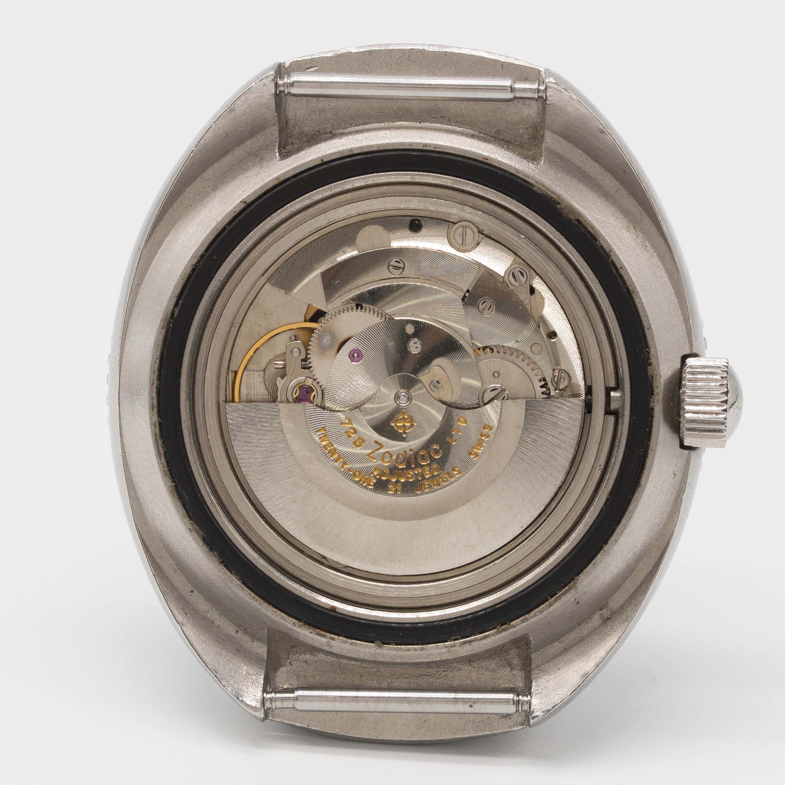 A GENTLEMAN'S STAINLESS STEEL ZODIAC SUPER SEA WOLF AUTOMATIC DIVERS WRIST WATCH CIRCA 1970, REF. - Image 7 of 10