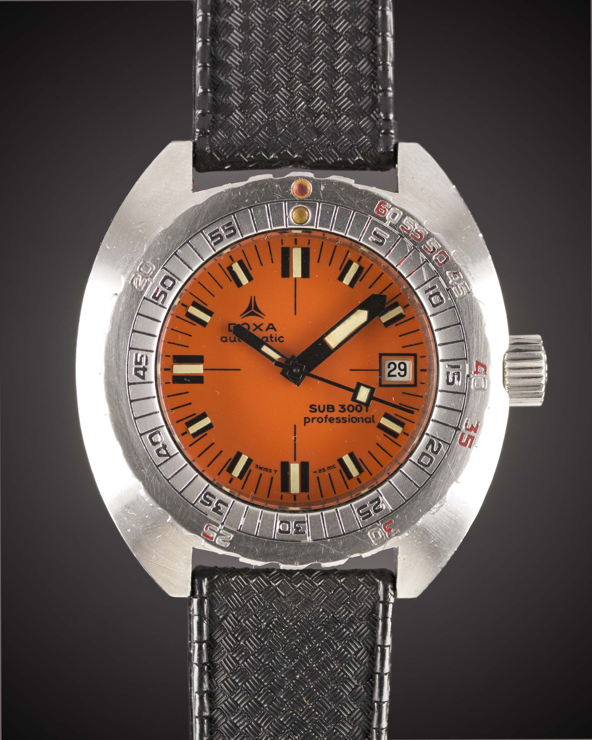 A RARE GENTLEMAN'S STAINLESS STEEL DOXA "ORANGE" SUB 300T PROFESSIONAL DIVERS WRIST WATCH CIRCA - Image 2 of 2