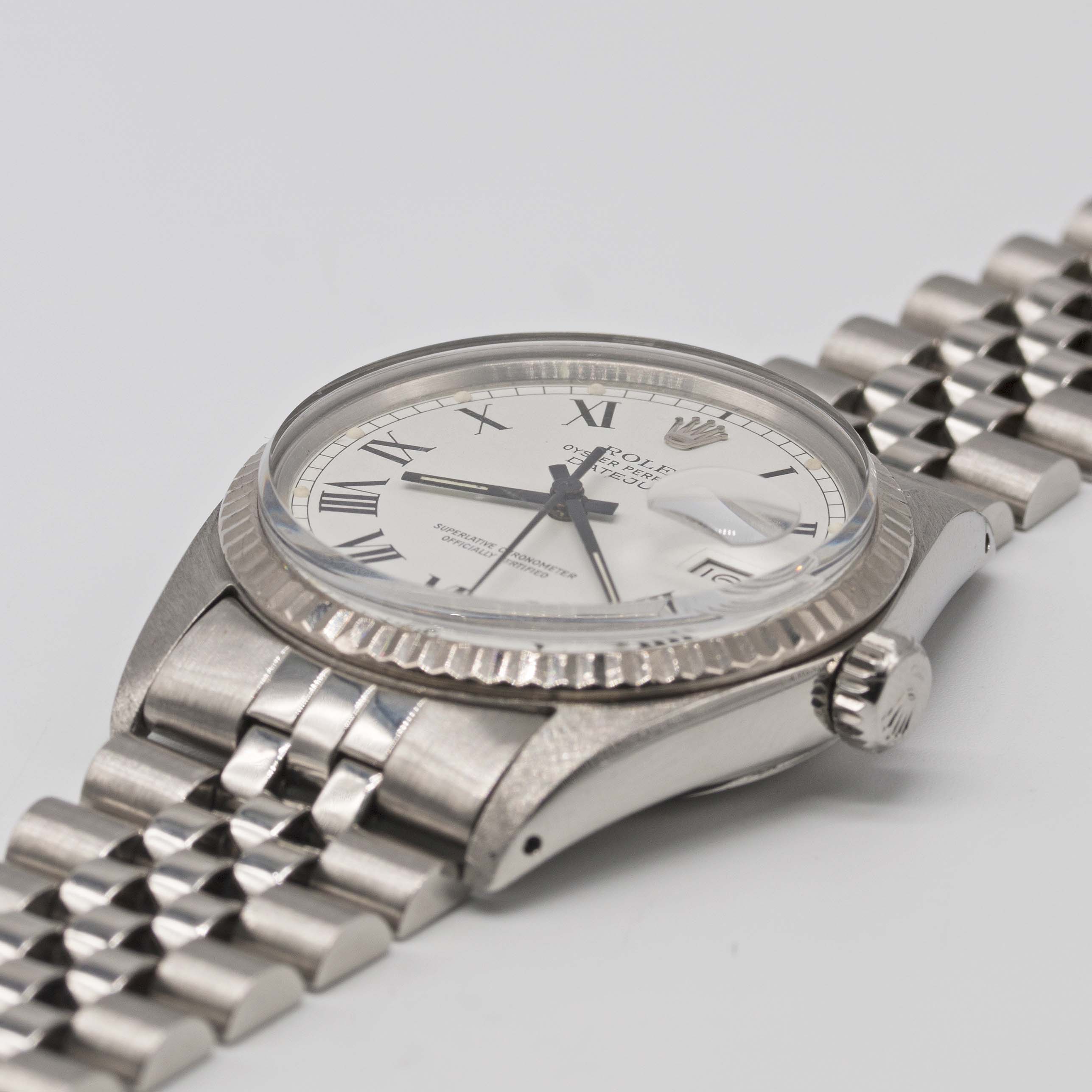 A GENTLEMAN'S STEEL & WHITE GOLD ROLEX OYSTER PERPETUAL DATEJUST BRACELET WATCH CIRCA 1984, REF. - Image 3 of 11