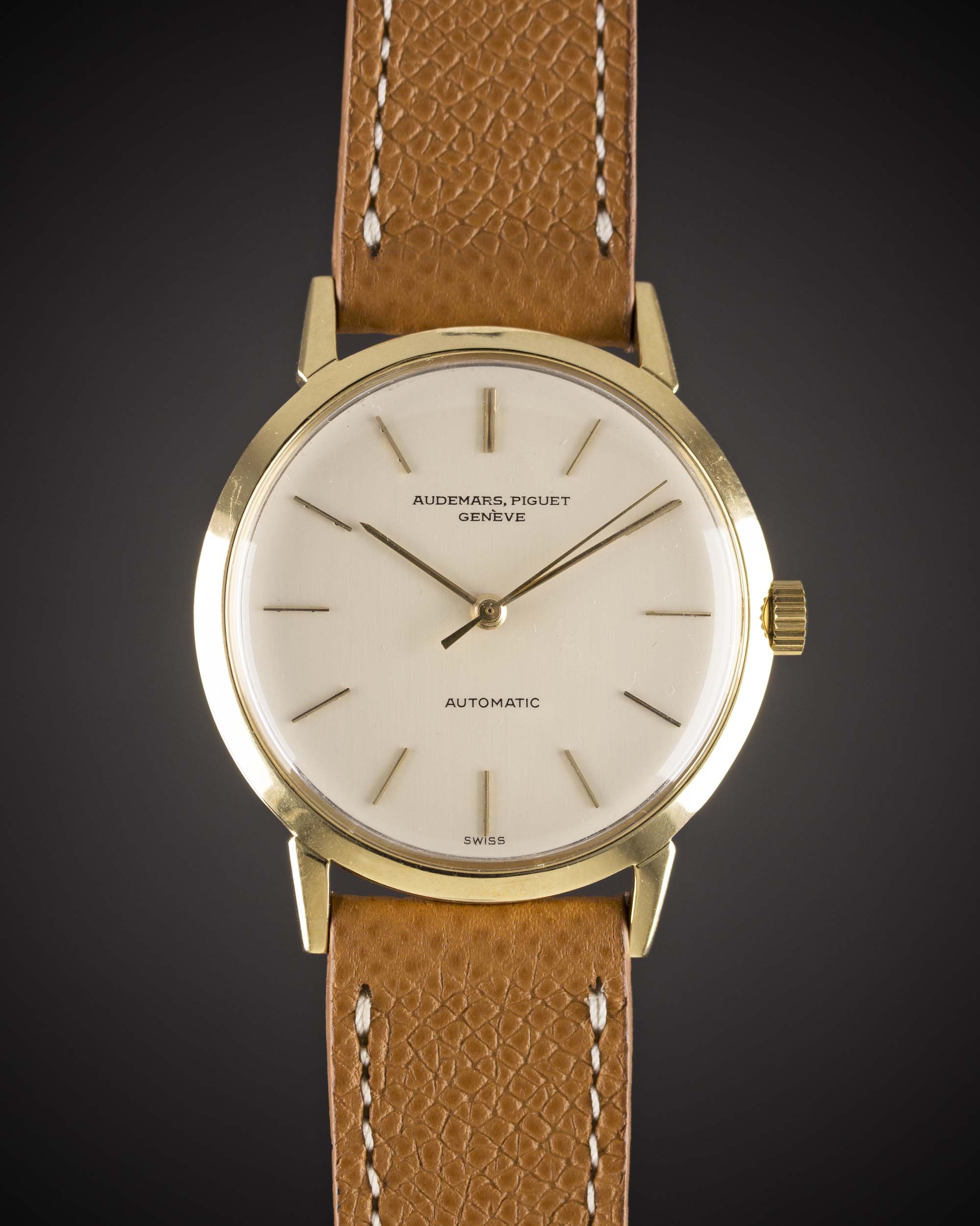 A GENTLEMAN'S 18K SOLID GOLD AUDEMARS PIGUET AUTOMATIC WRIST WATCH CIRCA 1960s Movement: 29J,