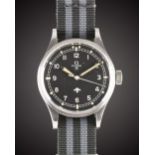 A GENTLEMAN'S STAINLESS STEEL BRITISH MILITARY OMEGA RAF PILOTS WRIST WATCH DATED 1953, REF. 2777-