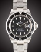 A GENTLEMAN'S STAINLESS STEEL ROLEX OYSTER PERPETUAL DATE SUBMARINER BRACELET WATCH DATED 2010, REF.