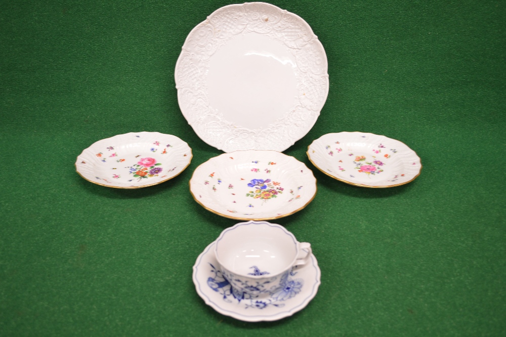 Set of three floral decorated Meissen plates with gilt borders - 7.