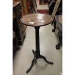 Georgian Mahogany Wine Table, the circular top raised on a reeded column and three splay legs with