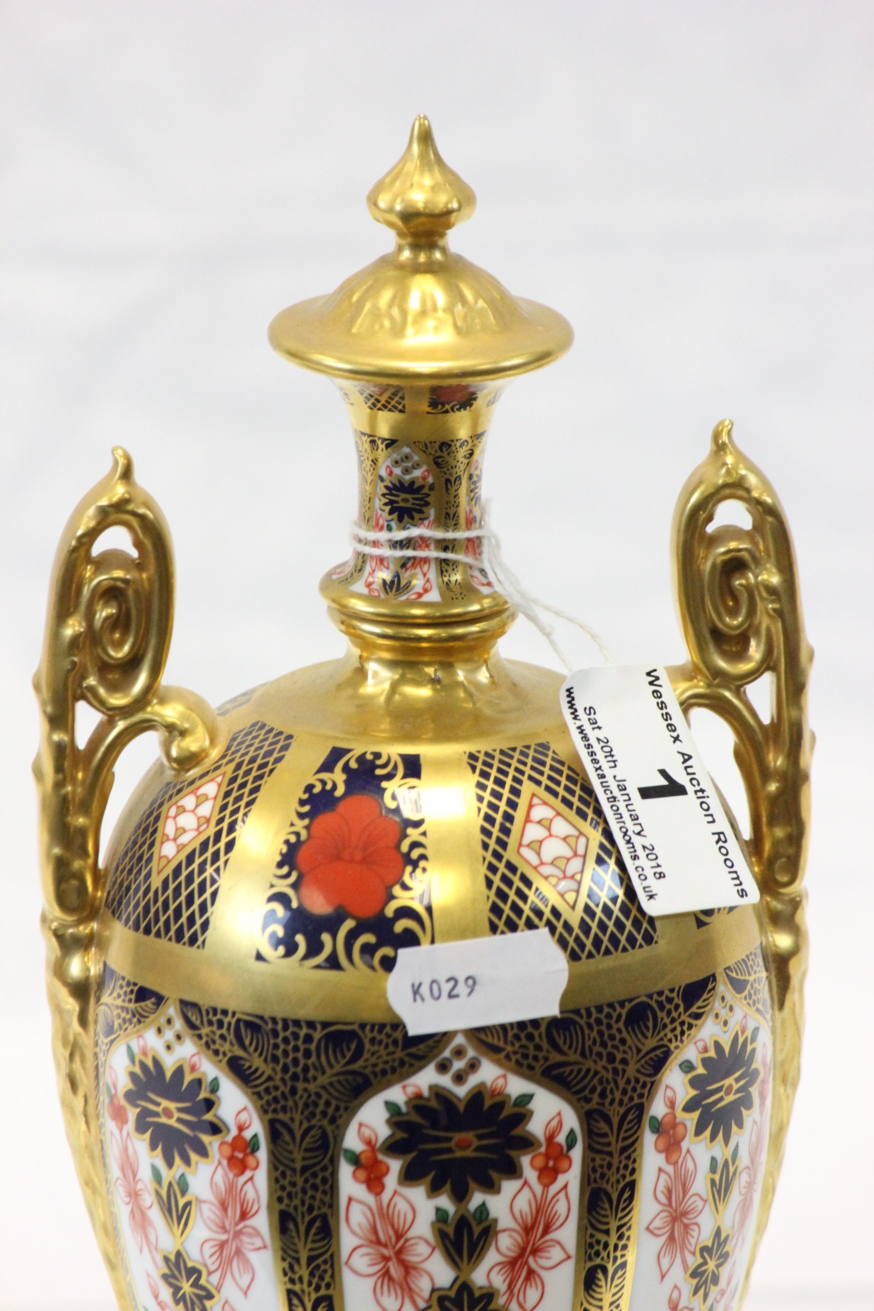 Royal Crown Derby Imari pattern Urn - Image 2 of 3