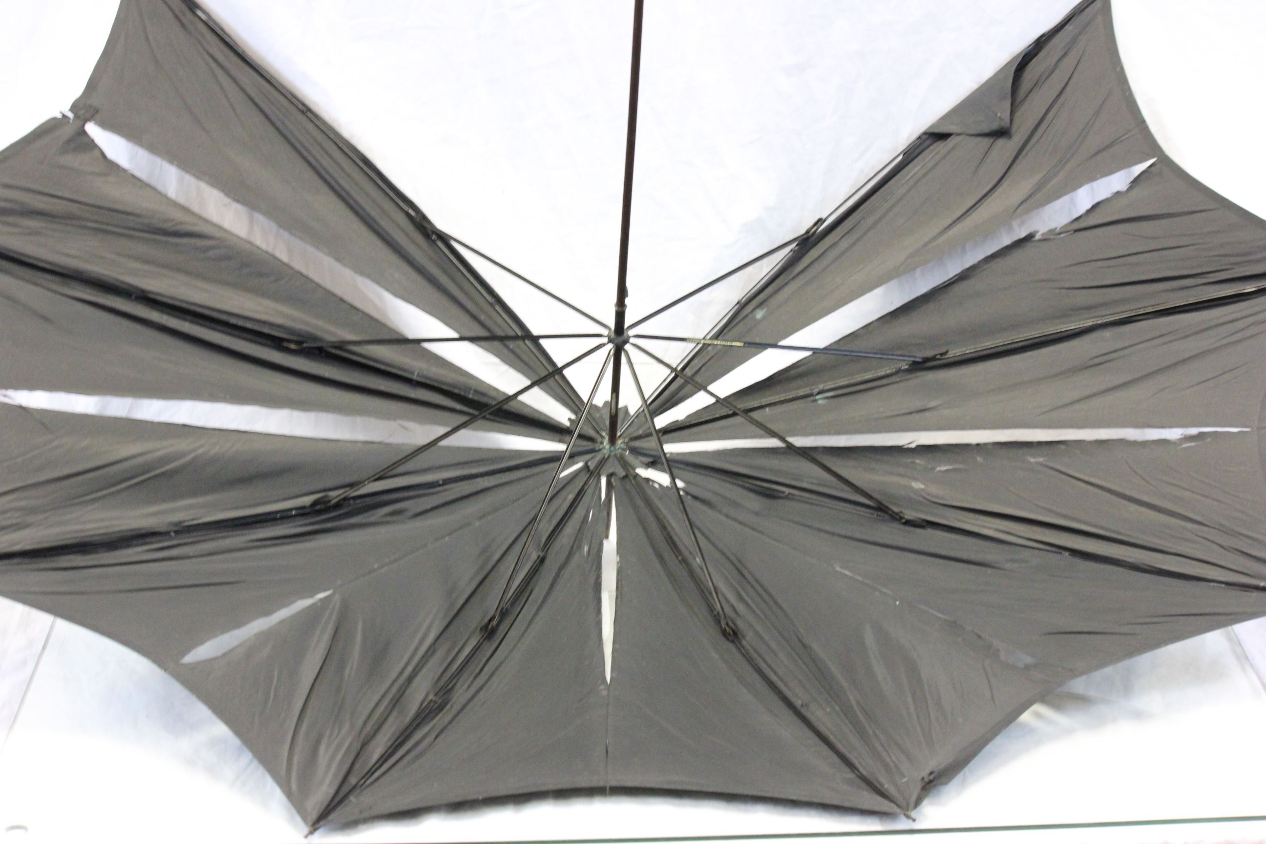 Vintage yellow metal mounted parasol - Image 3 of 3