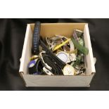 Box of gent's wristwatches
