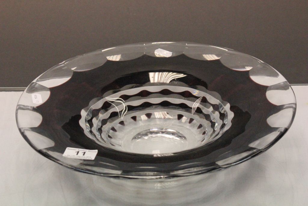 A Val St Lambert large circular cut glass crystal bowl with alternate damson glass panels, etched - Image 2 of 2
