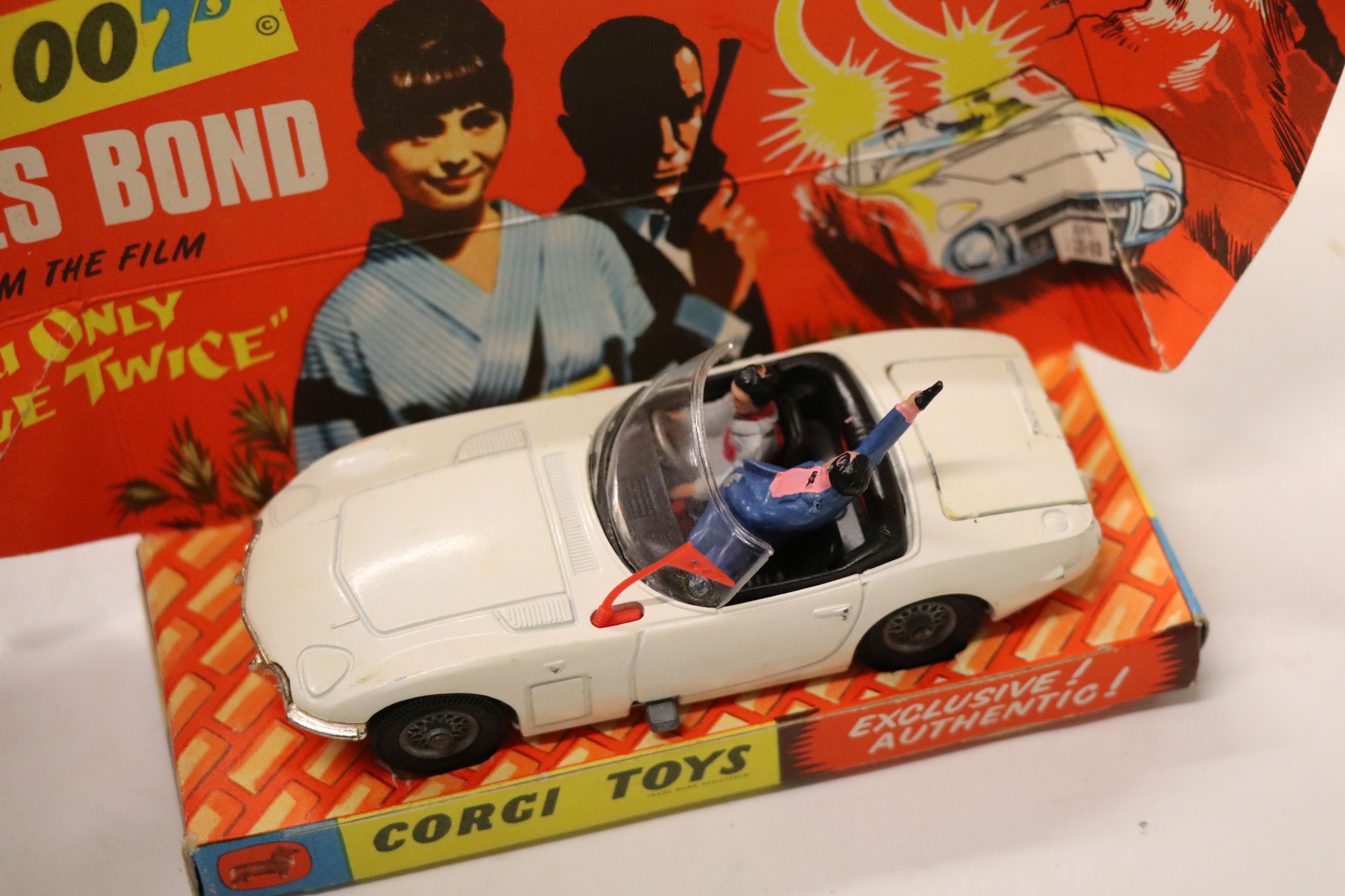 Boxed Corgi 336 James Bond 007 Toyota 2000GT from You Only Live Twice, diecast gd/vg, both