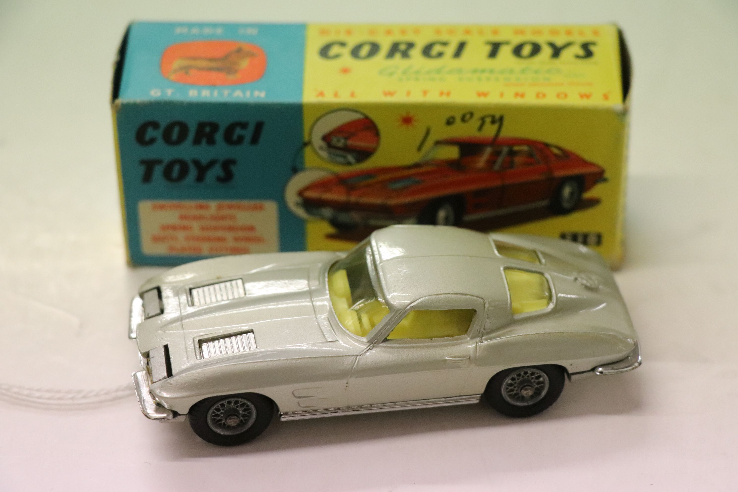 Boxed Corgi 310 Chevrolet Corvette Sting Ray in silver with yellow interior, diecast excellent, - Image 3 of 5