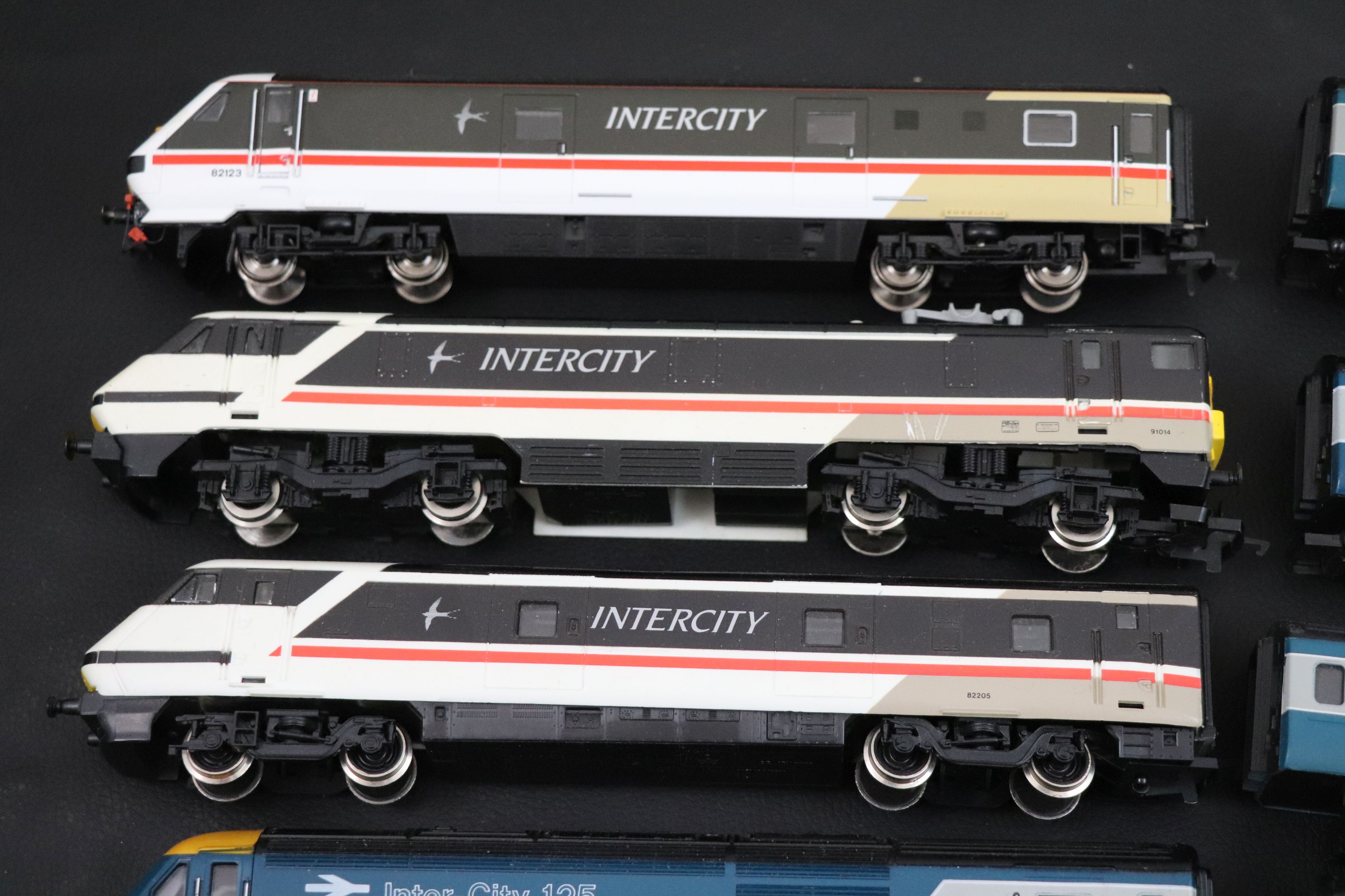 Eleven Hornby OO gauge Inter City 125 engines - Image 2 of 6