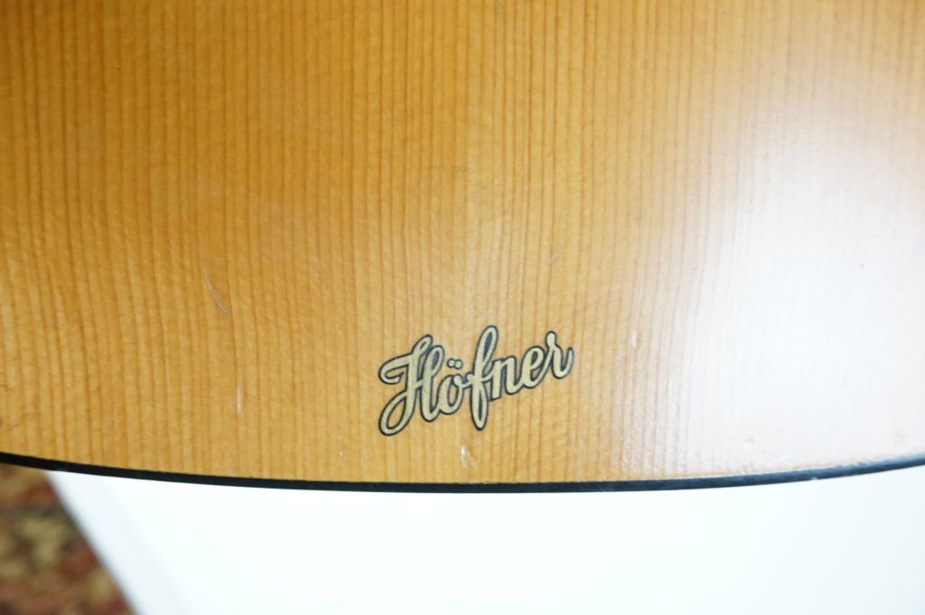 Hofner guitar in period case a/f - Image 4 of 12