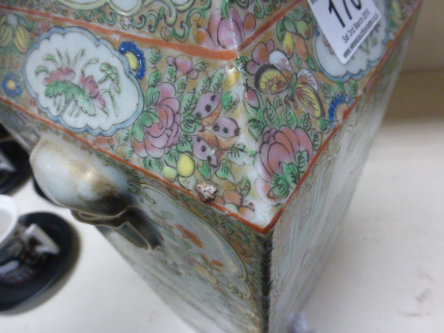 Chinese Famille Rose vase with hand painted scenes - Image 20 of 21