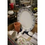 Selection of assorted ceramics inc boxed pair of Paragon 'Rockingham' dishes, Royal Worcester etc