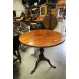 Georgian Mahogany Tilt Top Table