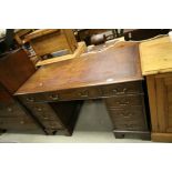19th century mahogany Twin Pedestal Desk of Nine Drawers on Bracket Feet