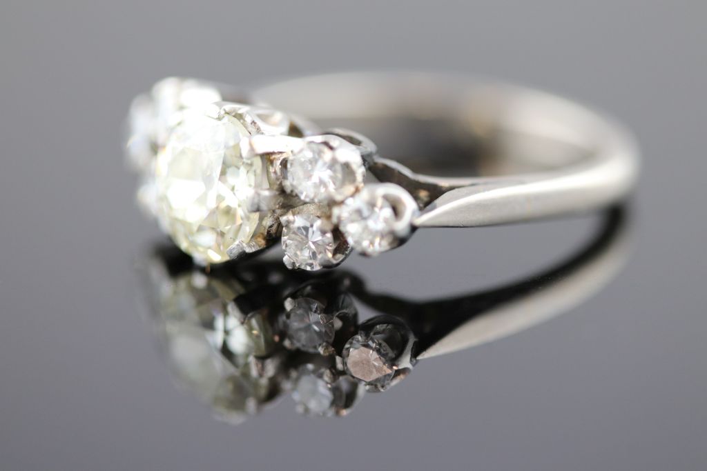 A circa 1930s 1.40 carat diamond 18ct white gold platinum set ring, the round old cut diamond - Image 4 of 13