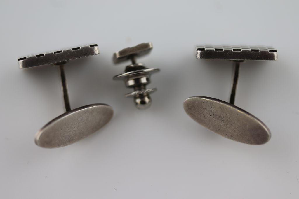 Flemming Eskildsen for Georg Jensen, a pair of modernist silver cufflinks model number 113, - Image 3 of 3