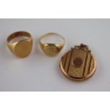 A blank unmarked yellow gold signet ring, tests as a minimum of 18ct yellow gold, ring size O½, an