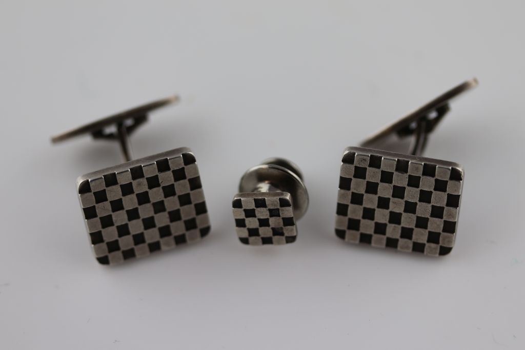 Flemming Eskildsen for Georg Jensen, a pair of modernist silver cufflinks model number 113,