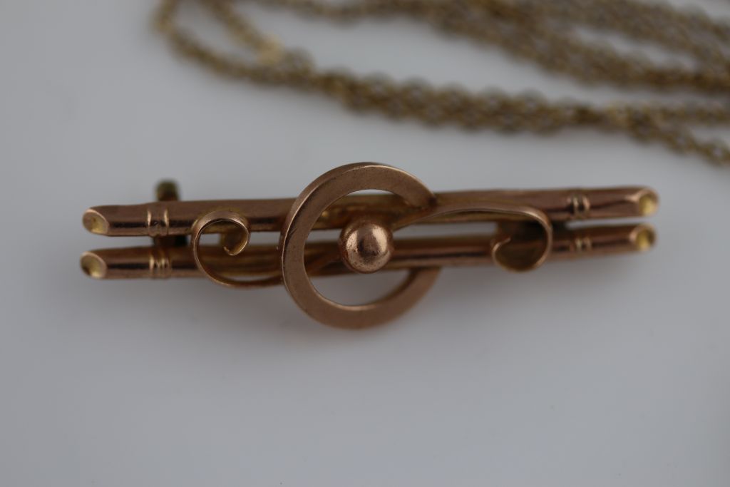A Victorian 9ct rose gold double bar brooch, simple loop and pin brooch fittings, length - Image 2 of 4