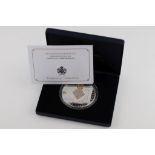 Cased Westminster Diamond Wedding 60 Diamond Pave Set Silver 5oz Commemorative coin diameter 65mm,