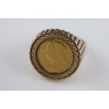 A Victorian half sovereign 9ct gold mounted ring, 1900, ring size V