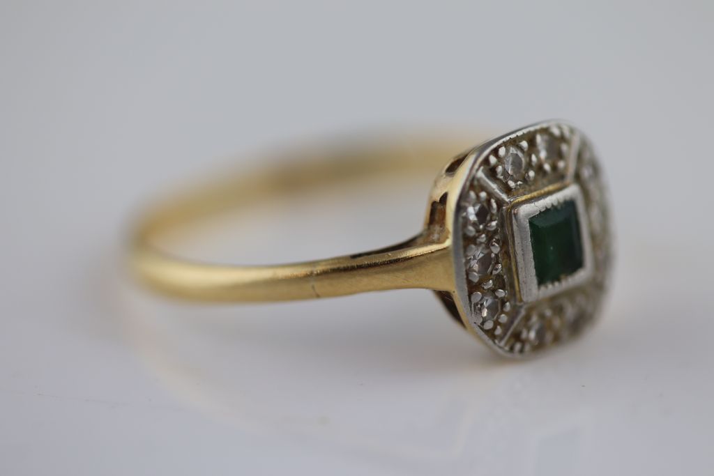 An Art Deco emerald and diamond yellow gold and white gold cluster ring, the central rub over set - Image 3 of 5