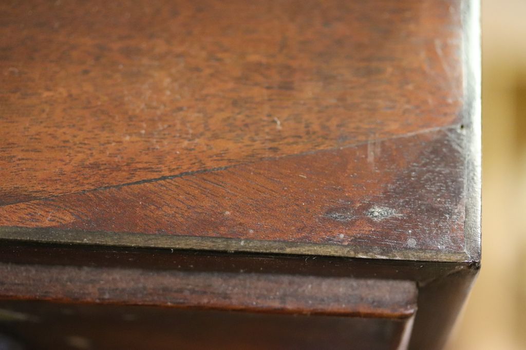 19th century Miniature mahogany apprentice chest of two over four drawers raised on bracket feet - Image 4 of 8