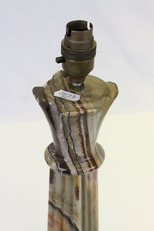 A marble table lamp - Image 2 of 2