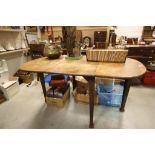 Early 20th century Oak Gate-leg Table on Square