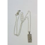 White Gold and Diamond pendant necklace