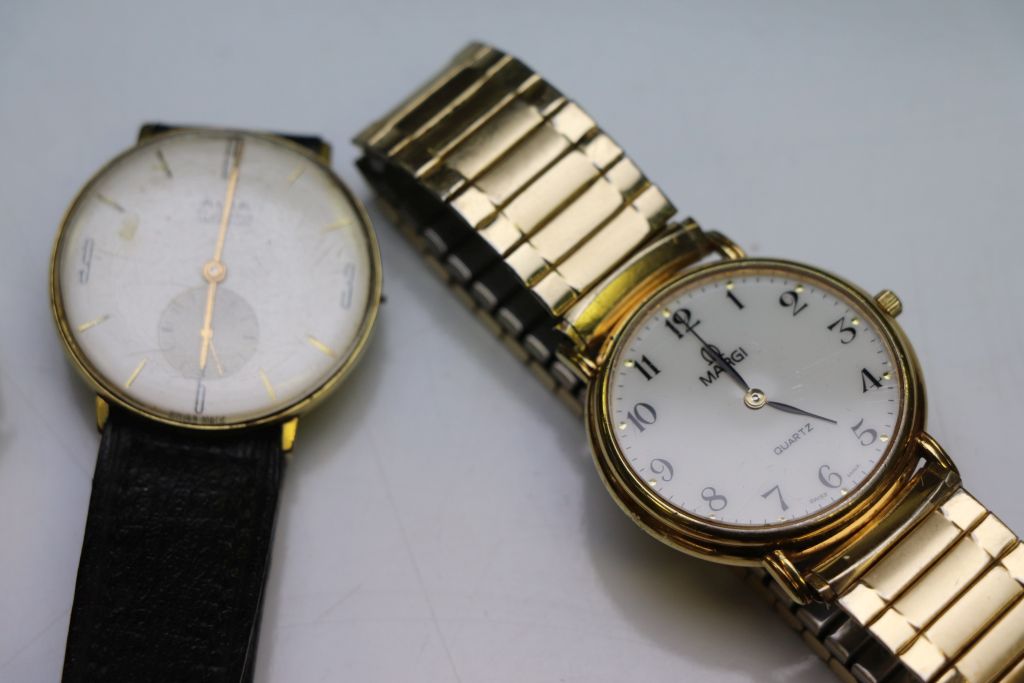 Vintage wristwatches to include boxed ladies Tissot wristwatch, boxed Gents Accurist wristwatch, - Image 4 of 5