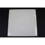 Vinyl - The Beatles - White Album no. 5513 (Apple PMC 7067/8), with black inners, poster and