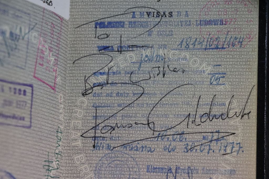 TV & Film Autographs - Passport containing a collection of autographs that feature Hugh Grant, Liz - Image 7 of 12