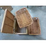A twin handled wicker storage box plus pair of bakers bread/cake baskets