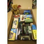 Collection of 17 boxed diecast models to include Vangaurds, Corgi, Matchbox, EFE and Solido in gd