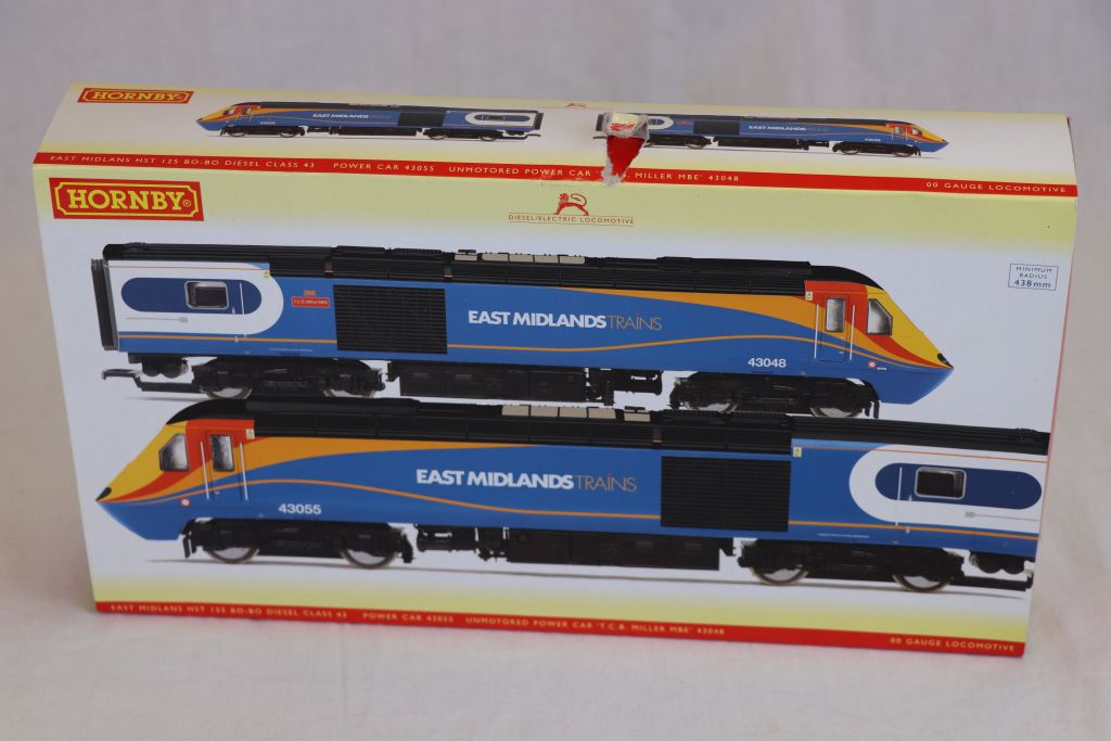 Boxed Hornby OO gauge R2948 East Midlands Trains Class 43 HST DCC Ready (small area of damage to the - Image 2 of 4