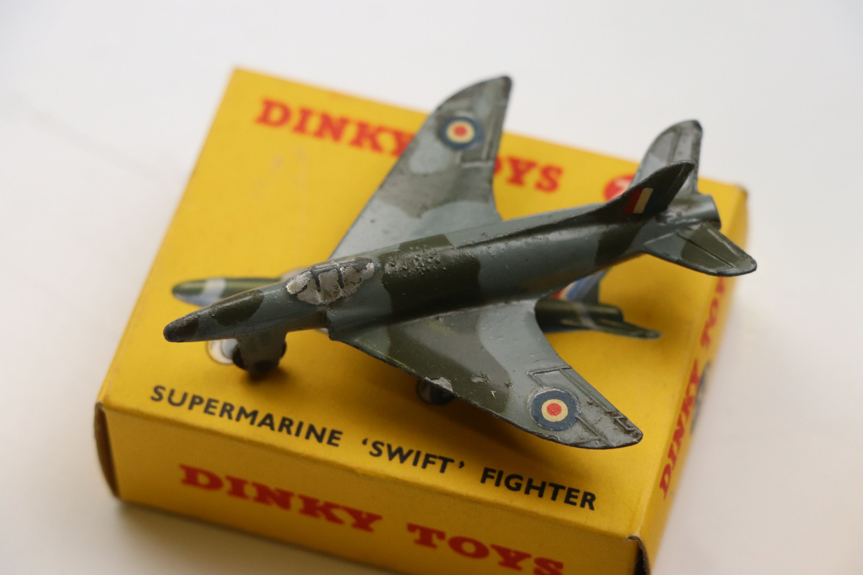 Two boxed Dinky planes to include 736 Hawker Hunter Fighter and 734 Supermarine Swift Fighter ( - Image 2 of 4