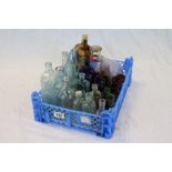Tray of Old Glass Bottles, clear, blue, green and brown glass including Drinks Bottles, Medicine