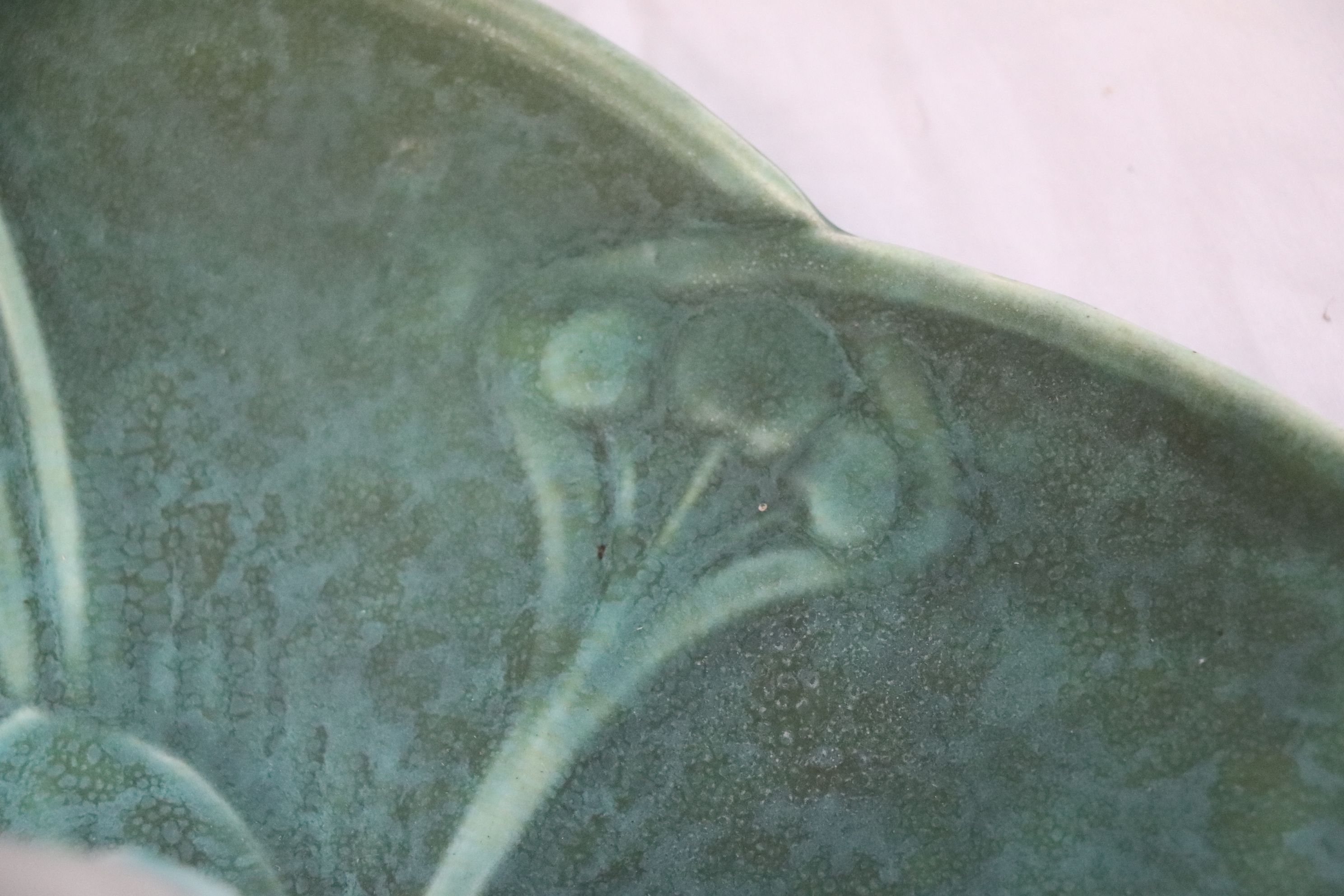 Bretby Art Nouveau table centrepiece of square form depicting a maiden sat in the centre of lily - Image 6 of 7