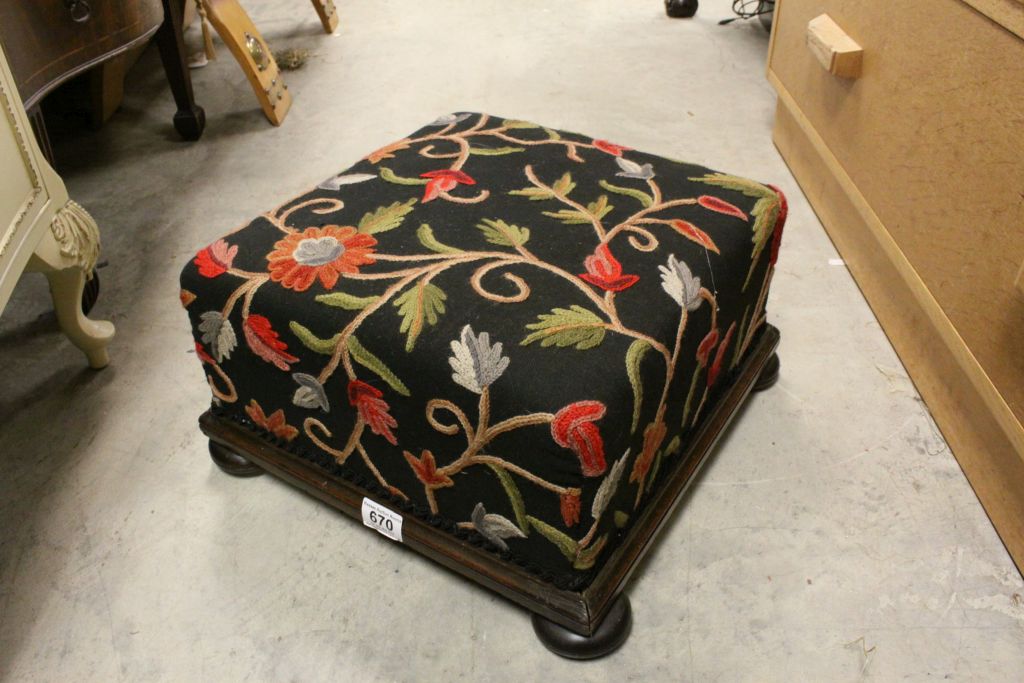 19th century Square Footstool with Wool Floral Embroidered Upholstery and raised on bun feet