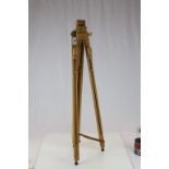 Windsor & Newton Folding Wooden Artist's Easel