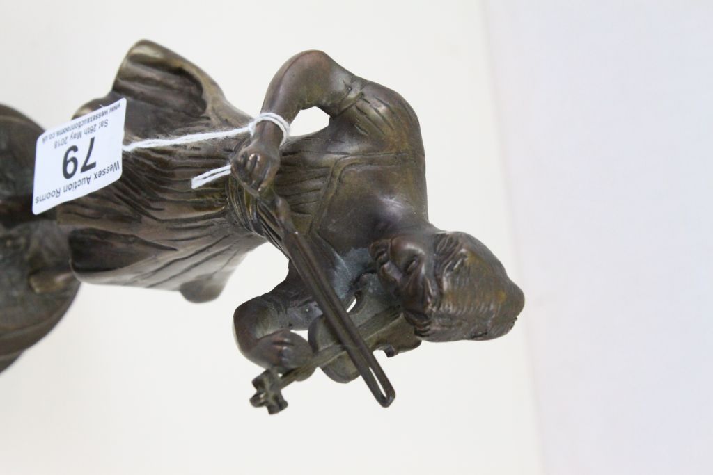 Bronze figure of a maiden playing a violin. - Image 2 of 2