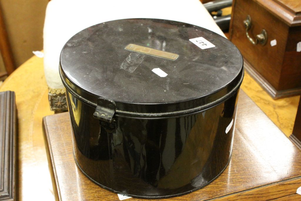 Vintage Black Circular Sailor's Hat Tin