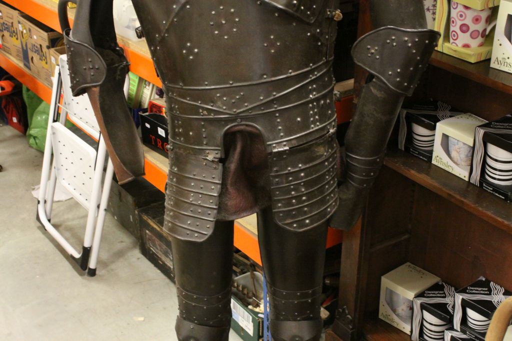 Replica Full Size Suit of Armour - Image 4 of 4