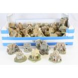 Tray of unboxed Lilliput Lane cottages
