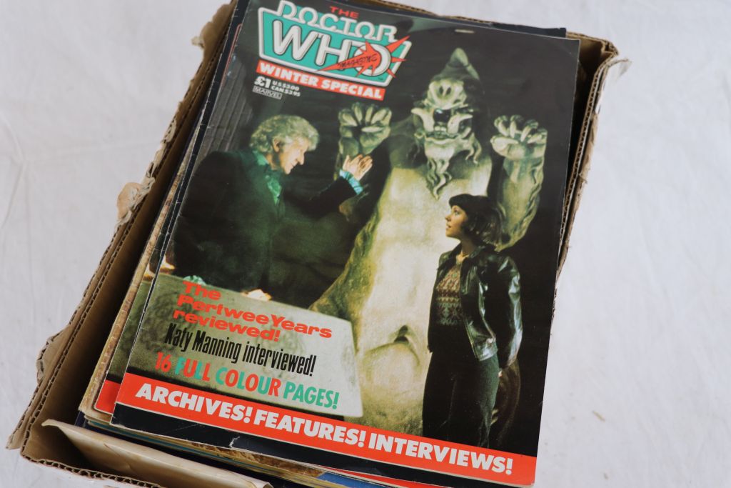 Box of approximately 92 Marvel Doctor Who Monthly magazines from the 1980's - Image 2 of 3
