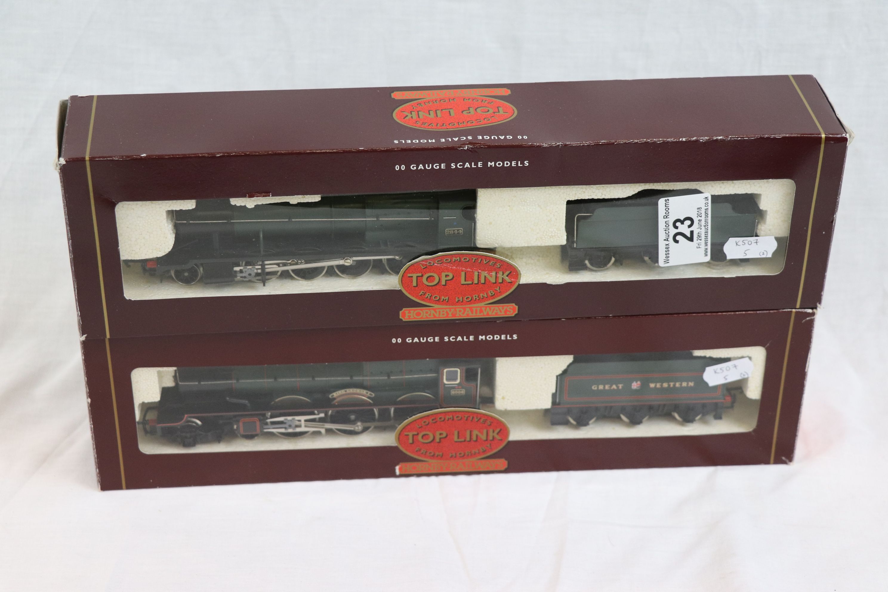 Two boxed Hornby Top Link OO gauge engines to include R2053 GWR 2-8-0 Locomotive 2800 Class and