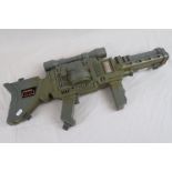 Original Star Wars Return of the Jedi Laser Rifle carry case containing 20 original figures with